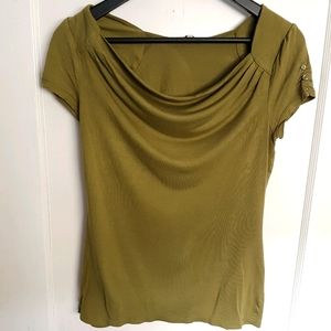 RW & Co scoop cowl neck t-shirt